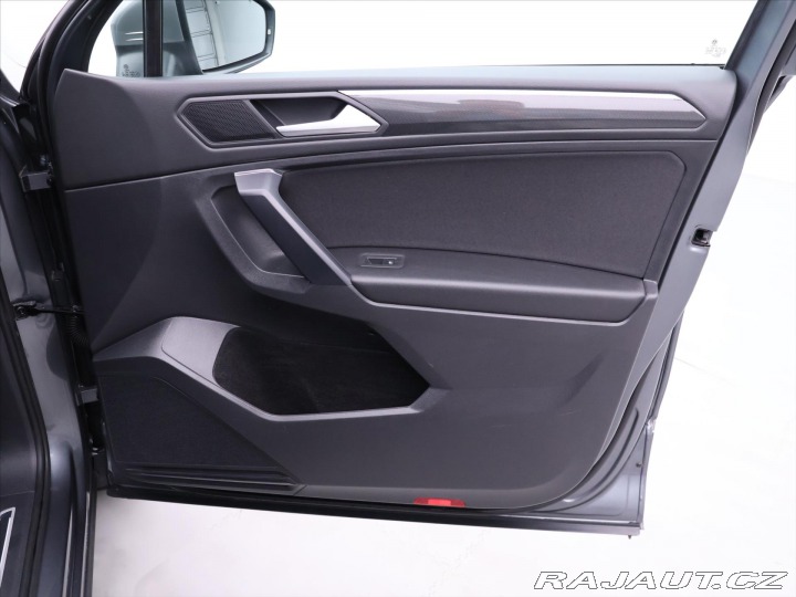 Volkswagen Tiguan Allspace 2,0 TDI DSG R-line 4M 1Ma 2021