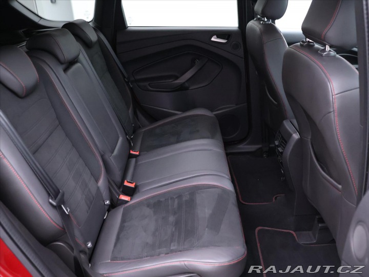 Ford Kuga 1,5 EB 110kW ST-Line Navi 2018