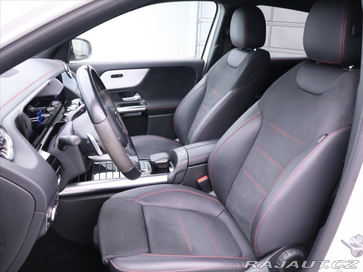 Mercedes-Benz EQA 250 150kW AMG Kamera Navi 2021