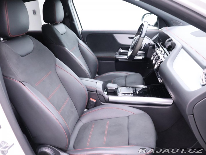 Mercedes-Benz EQA 250 150kW AMG Kamera Navi 2021