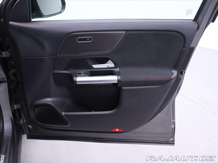 Mercedes-Benz GLA 2,0 220d 140kW 4Matic CZ 2020