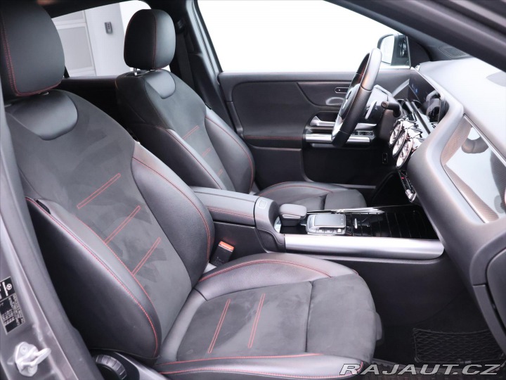 Mercedes-Benz GLA 2,0 220d 140kW 4Matic CZ 2020
