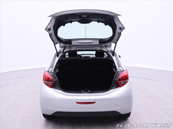 Peugeot 208 1,2 PT 60kW CZ Klima 1.Ma 2017