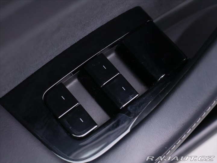 Tesla Model 3 SR+60kWh pano 19 DP 2020