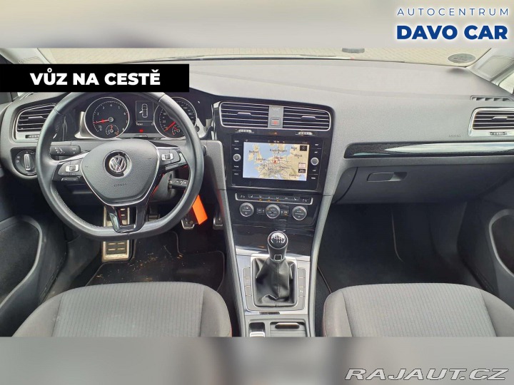 Volkswagen Golf 1,0 TSI Sound Navi Výhřev 2018