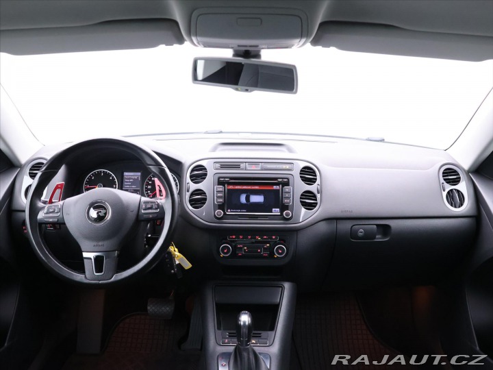 Volkswagen Tiguan 2,0 TDI DSG 4M CZ Sport-S 2012