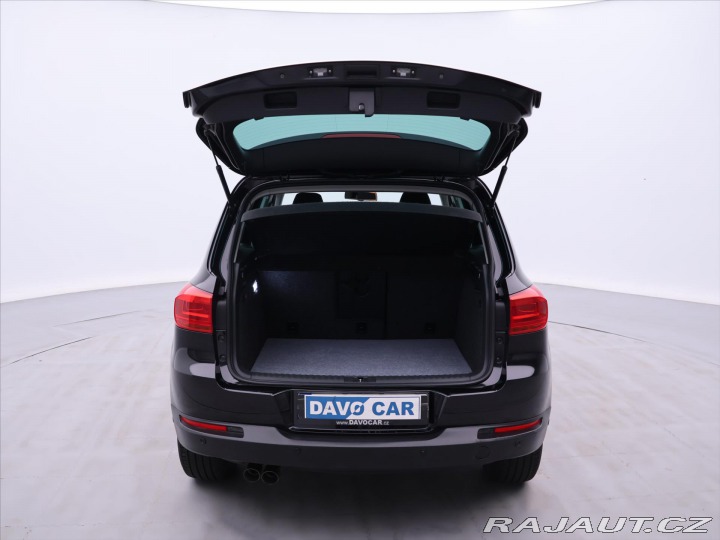 Volkswagen Tiguan 2,0 TDI DSG 4M CZ Sport-S 2012