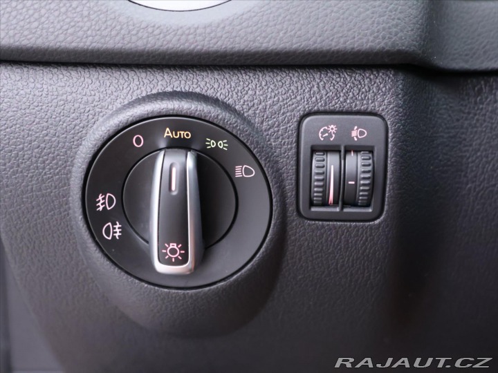 Volkswagen Tiguan 1,4 TSI 90kW Aut.klima Ta 2014