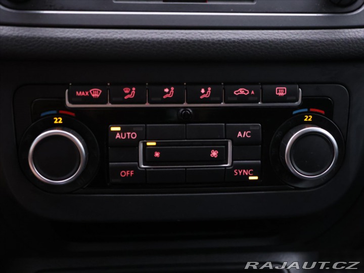Volkswagen Tiguan 1,4 TSI 90kW Aut.klima Ta 2014