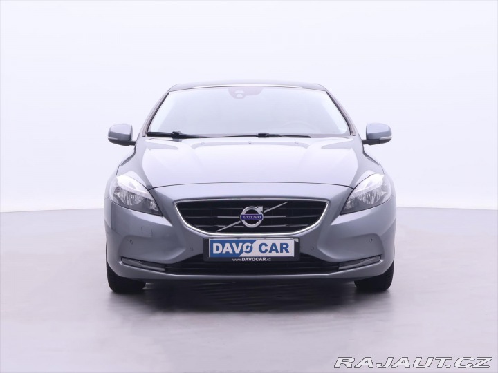 Volvo V40 2,0 D2 88kW Summum Navi K 2015