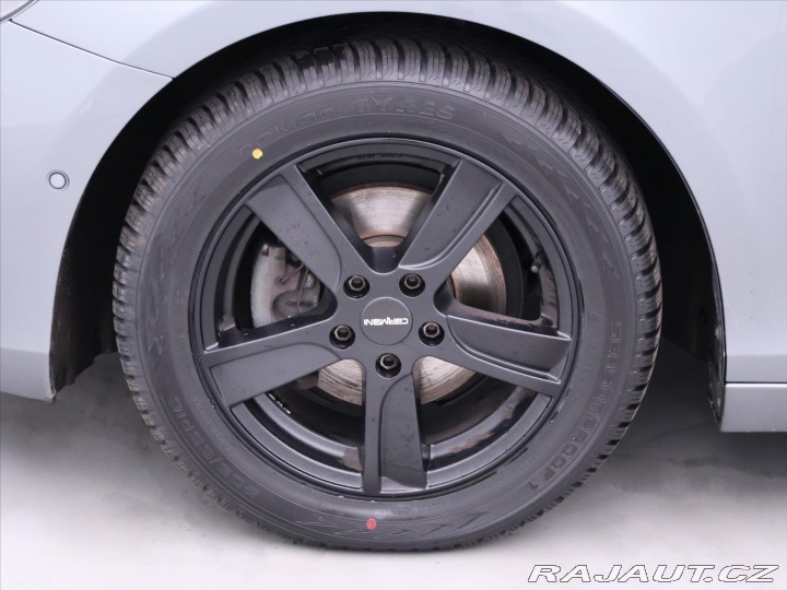 Volvo V40 2,0 D2 88kW Summum Navi K 2015