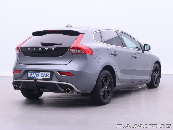 Volvo V40 2,0 D2 88kW Summum Navi K 2015