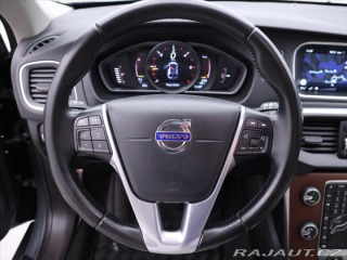 Volvo V40 2,0 D2 88kW Summum Navi K 2015