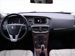 Volvo V40 2,0 D2 88kW Summum Navi K 2015