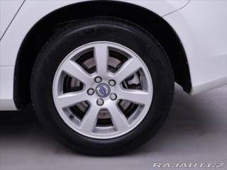 Volvo V60 2,0 D3 120kW klima CZ 2011