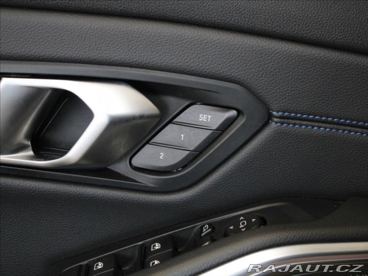 BMW 3 3,0 M340d H/K DCC Paměť L 2021