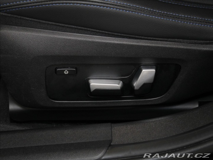 BMW 3 3,0 M340d H/K DCC Paměť L 2021