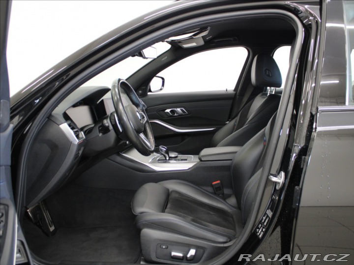 BMW 3 3,0 M340d H/K DCC Paměť L 2021