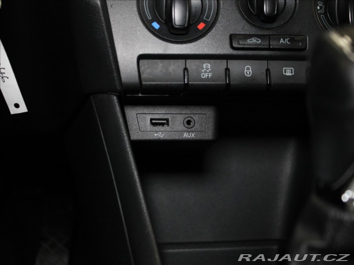 Škoda Rapid 1,2 TSi 77kW 1.maj.ČR 157 2015