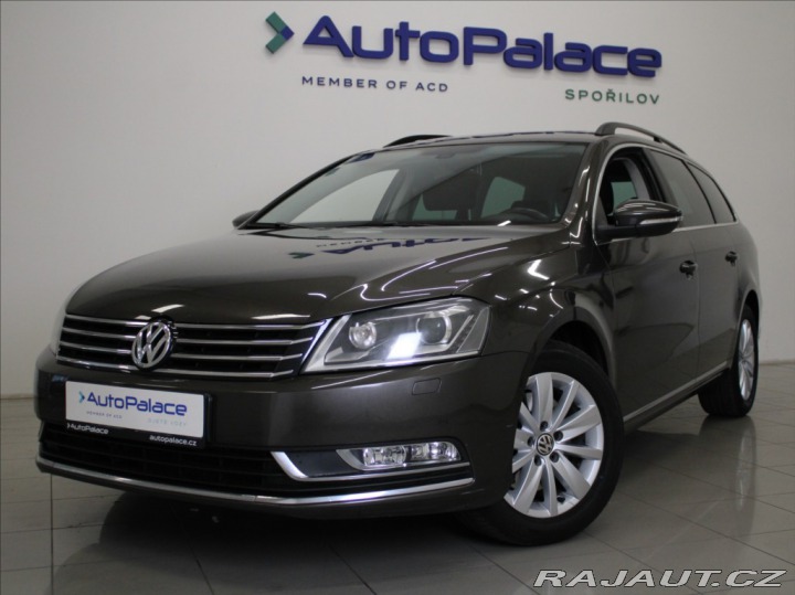 Volkswagen Passat 2,0 TDi 103kW MT 2.maj.ČR 2012