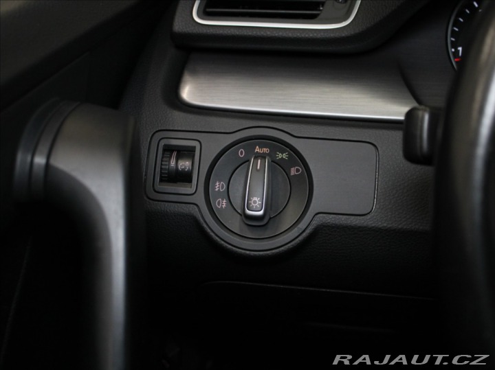 Volkswagen Passat 2,0 TDi 103kW MT 2.maj.ČR 2012