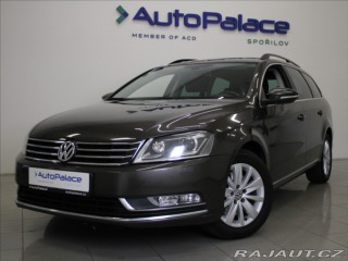 Volkswagen Passat 2,0 TDi 103kW MT 2.maj.ČR 2012