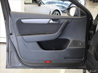 Volkswagen Passat 2,0 TDi 103kW MT 2.maj.ČR 2012