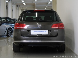 Volkswagen Passat 2,0 TDi 103kW MT 2.maj.ČR 2012
