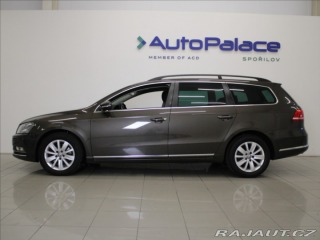 Volkswagen Passat 2,0 TDi 103kW MT 2.maj.ČR 2012