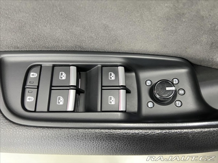 Audi Q8 50TDI QUATTRO S-LINE, BLA 2020