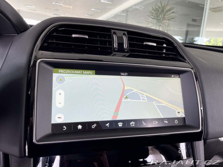 Jaguar F-Pace 20d AWD*132kW*Navi*Kamer* 2019
