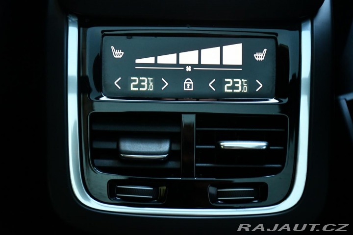 Volvo XC90 T8 ULTRADARK AWD H/K 7.MÍ 2023