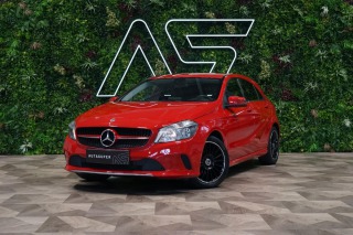 Mercedes-Benz A 180d*MANUAL*BlUEEFFICIENC