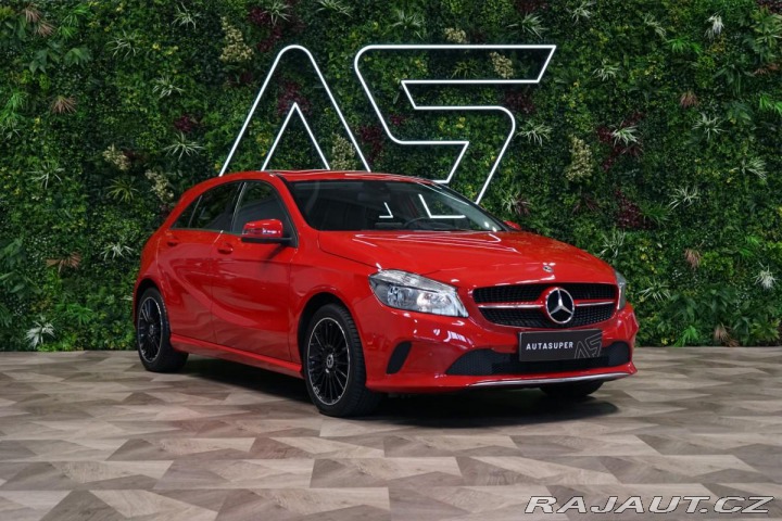 Mercedes-Benz A 180d*MANUAL*BlUEEFFICIENC 2018