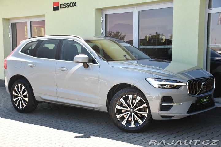 Volvo XC60 B4 D CORE AWD AT 1M ČR 2023