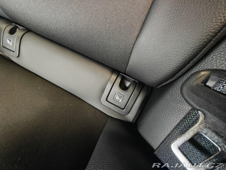 Toyota Yaris 1.5 TNGA HEV Executive VI 2025