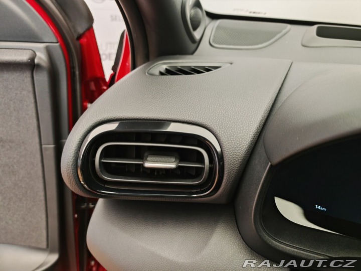 Toyota Yaris 1.5 TNGA HEV Executive VI 2025