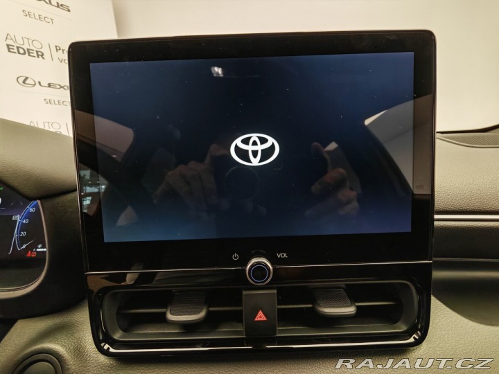 Toyota Yaris 1.5 TNGA HEV 130 - 1 CVT 2025
