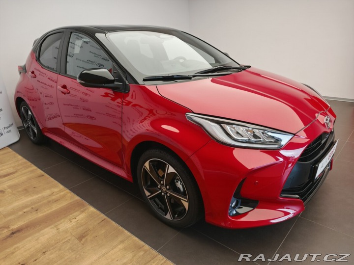 Toyota Yaris 1.5 TNGA HEV Executive VI 2025