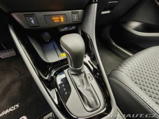 Toyota Yaris 1.5 TNGA HEV 130 - 1 CVT 2025