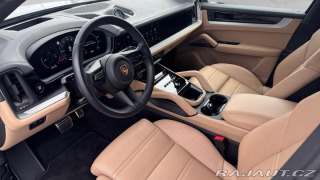 Porsche Cayenne E-Hybrid 2024