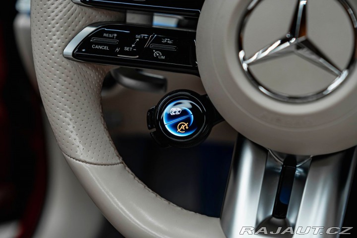 Mercedes-Benz E 4Matic, Kabriolet, Masáže 2021
