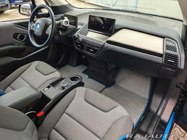 BMW i3 i3S 120Ah 135kW TČ NAVI K 2021