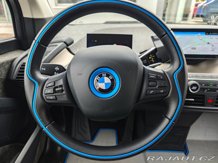 BMW i3 i3S 120Ah 135kW TČ NAVI K 2021