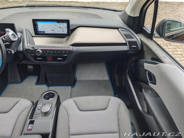 BMW i3 i3S 120Ah 135kW TČ NAVI K 2021