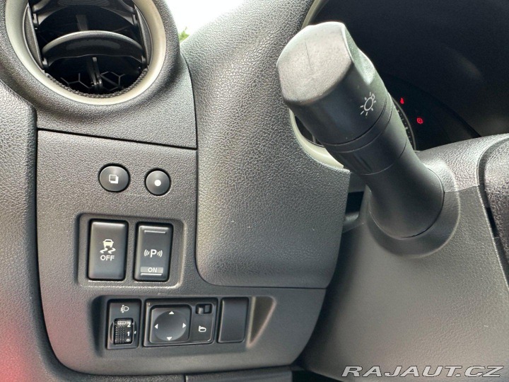 Nissan Micra 1.2I 59KW ACENTA 2011