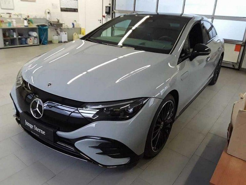 Mercedes-Benz EQE 350 4MATIC AMG - PŘIPRAVU