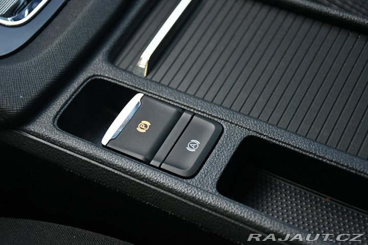 Škoda Octavia 2.0TDi 4X4 ACC LED NAV CA 2021
