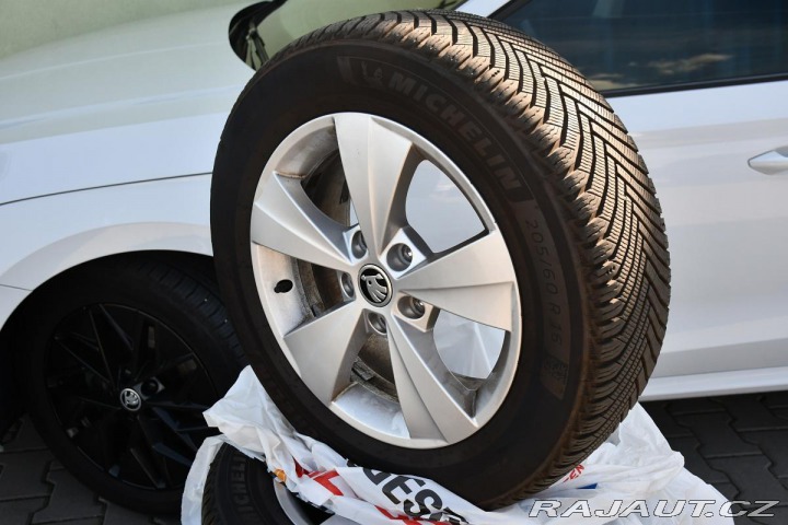 Škoda Octavia 2.0TDi 4X4 ACC LED NAV CA 2021