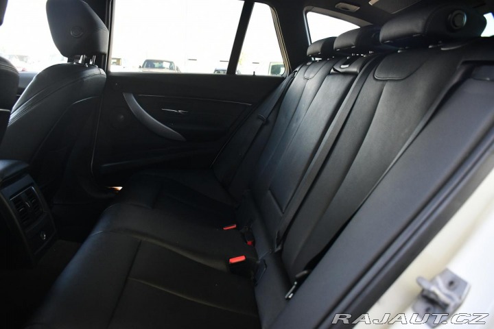 BMW 3 320d xDrive PANORAMA 2017